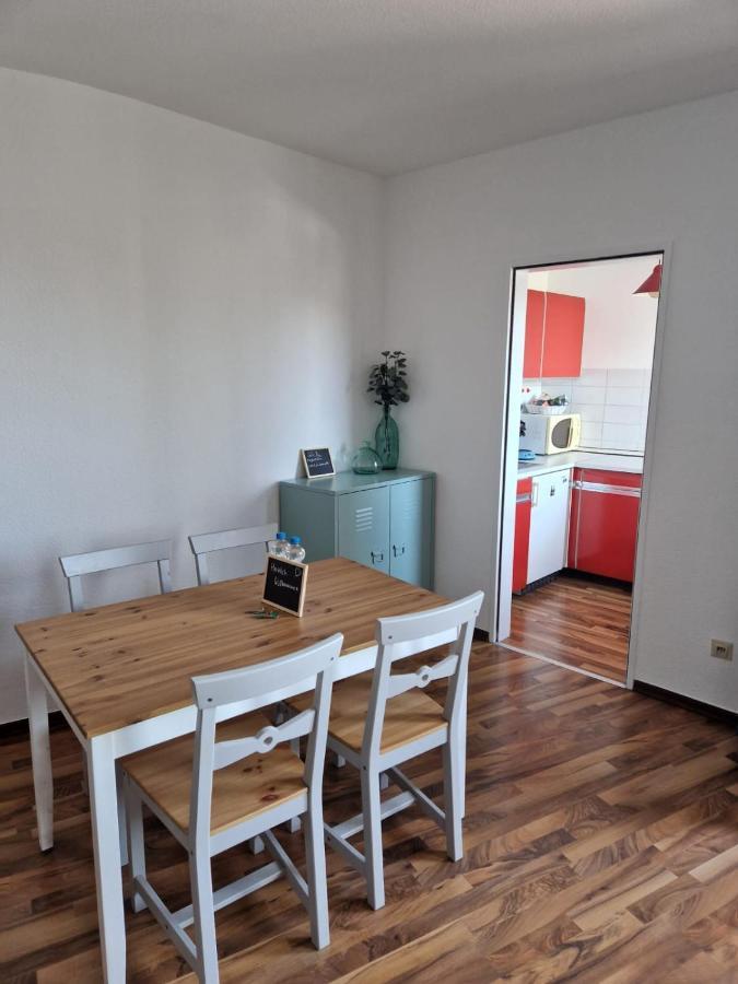 Well Located Flat With Balcony Apartment Dusseldorf Exterior photo